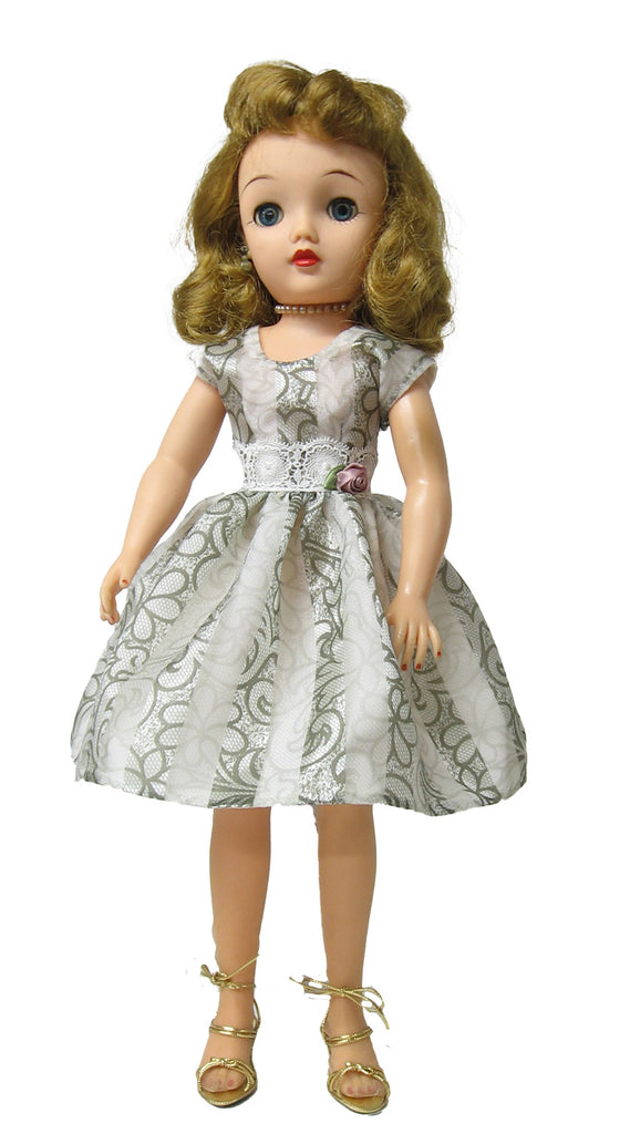 Poupée GENERIQUE Dream Ella I Am Fashion Doll - Chef Cuisiniere Poupée GENERIQUE Dream Ella I Am Fashion Doll - Chef Cuisiniere